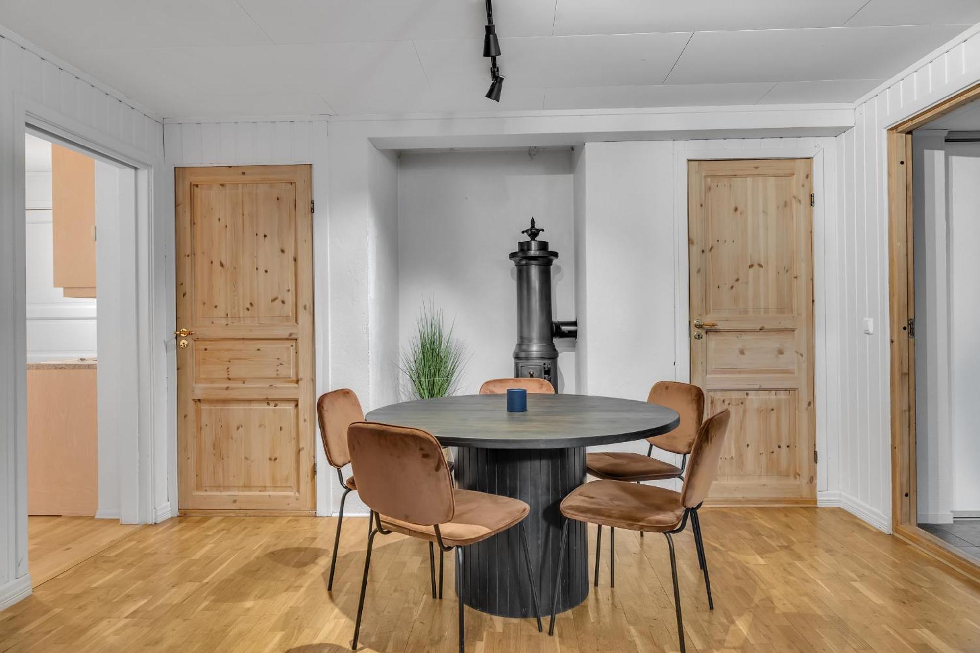 Central Large Modern House With A View Tromso Exterior photo
